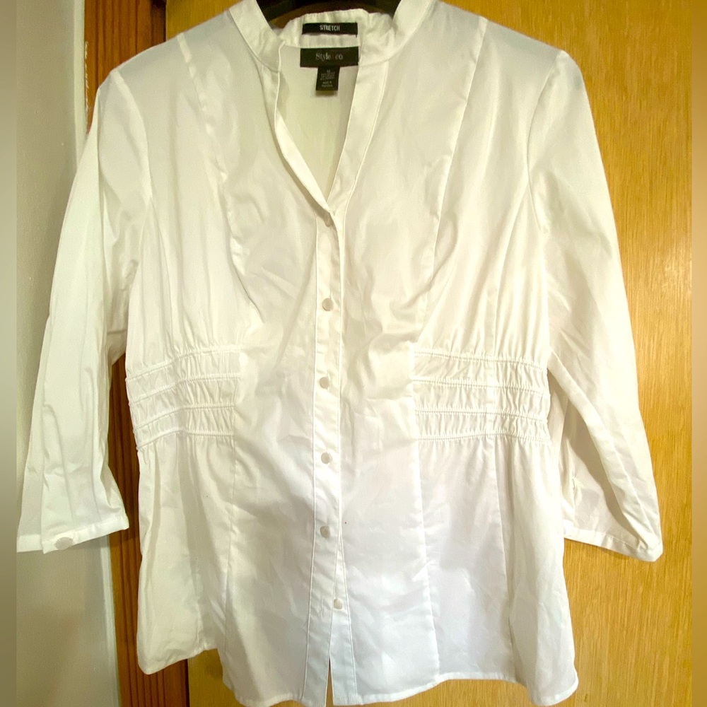 Women brand new blouse,size 12 ,white colour